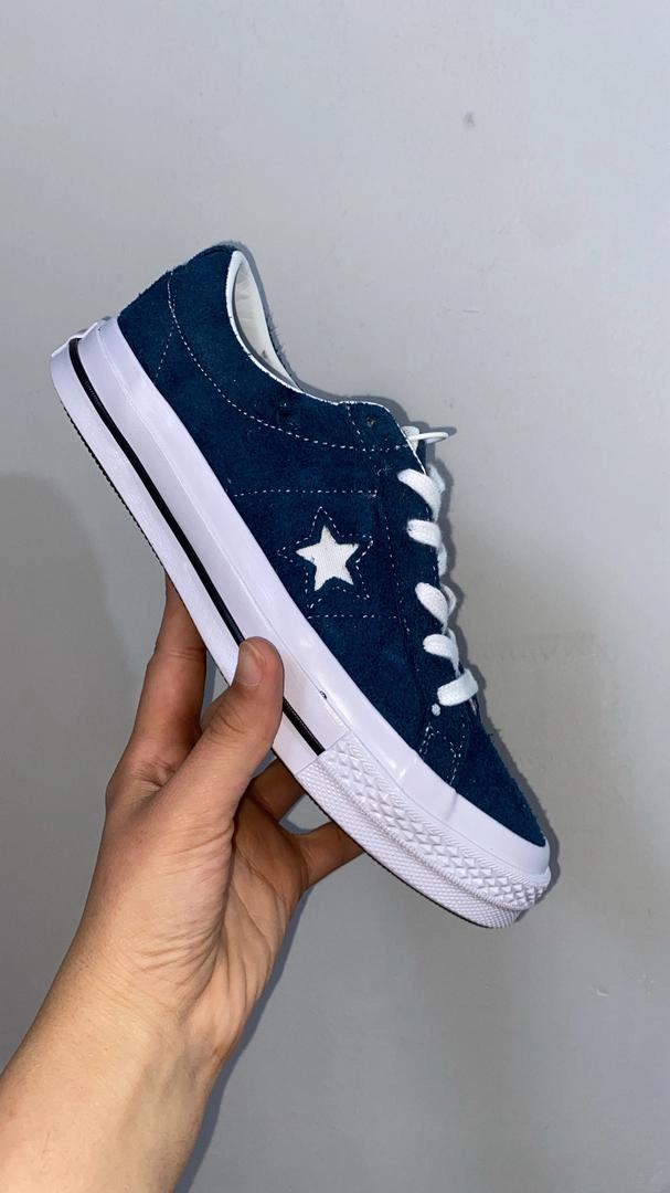 کانورس one star